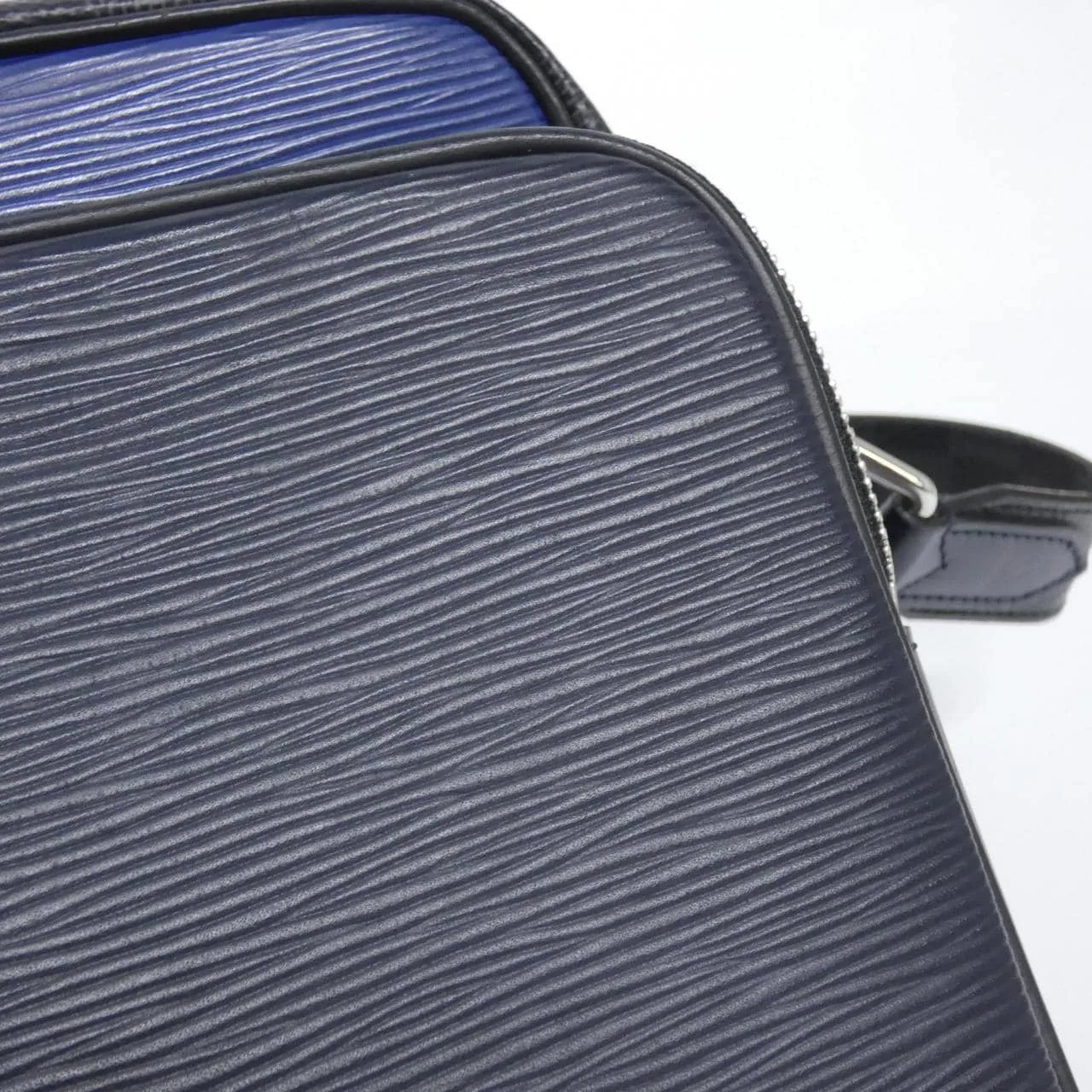 LOUIS VUITTON Nile M51466 Shoulder Damier Black Damier Rank A - Thumbnail 4