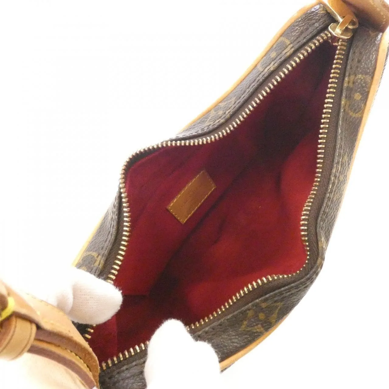 LOUIS VUITTON Pochette M51510 Shoulder Monogram