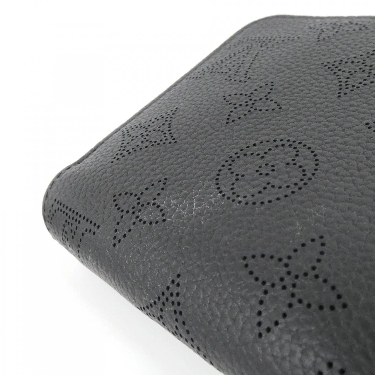 LOUIS VUITTON Mahina M61867 Wallet Black Rank A - Thumbnail 3
