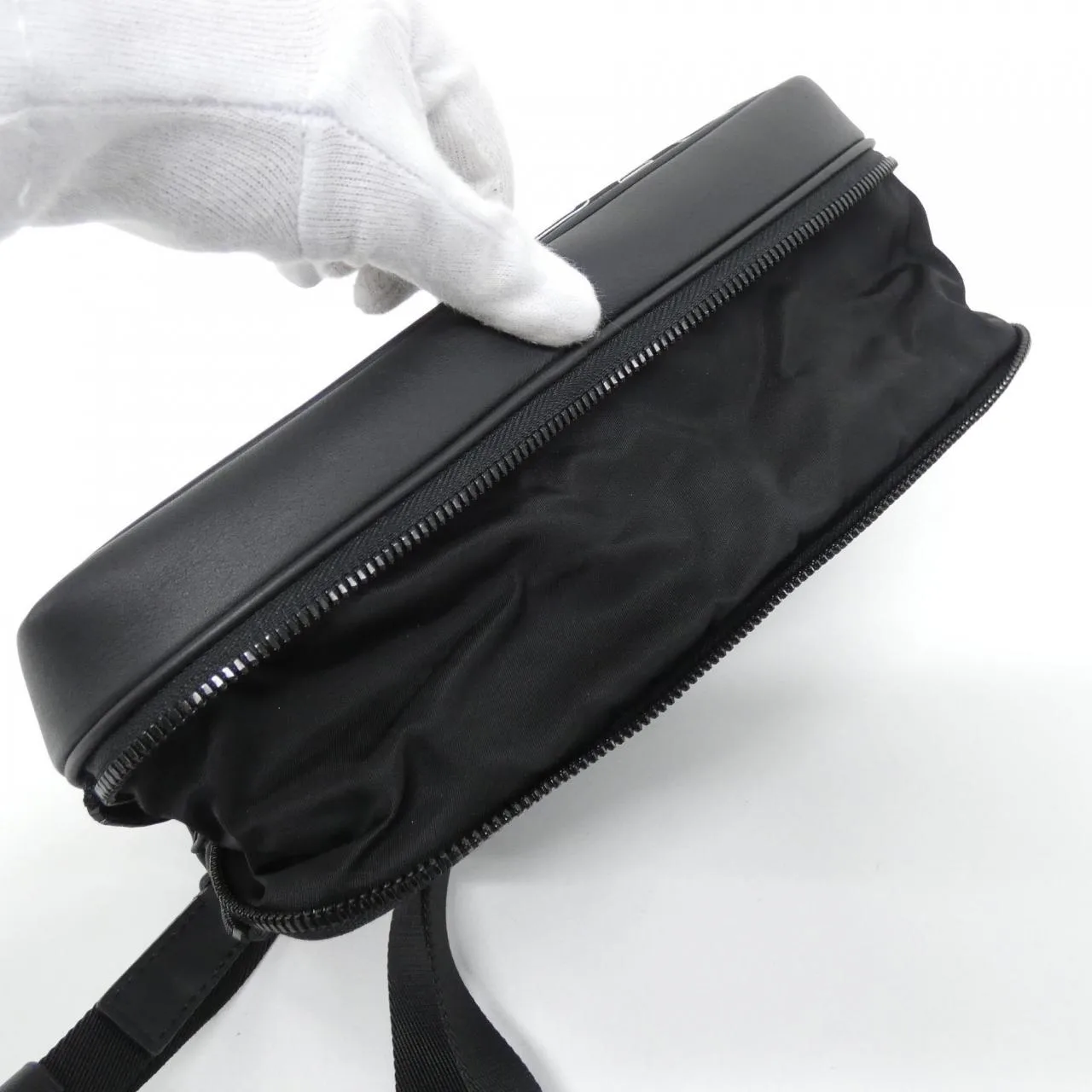 LOUIS VUITTON M55698 肩背包 尼龍 黑色 尼龍 中古品A - 縮圖 6