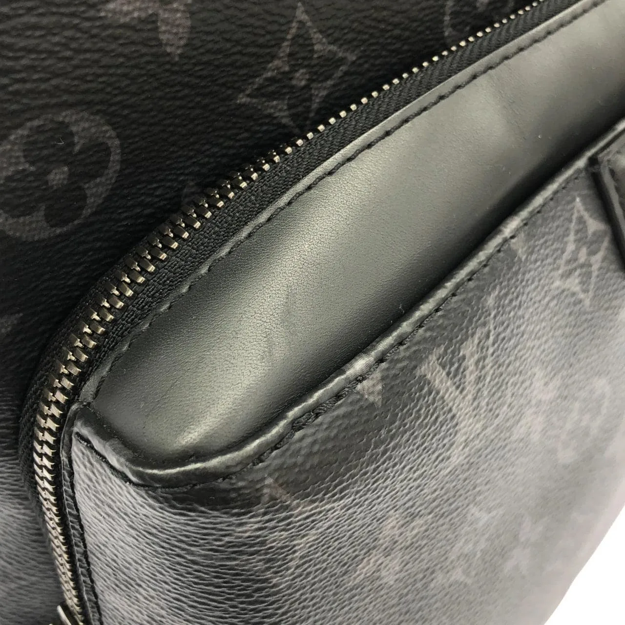 LOUIS VUITTON Eclipse M43186 Backpack Monogram 黑色 Monogram 中古品A - 縮圖 5