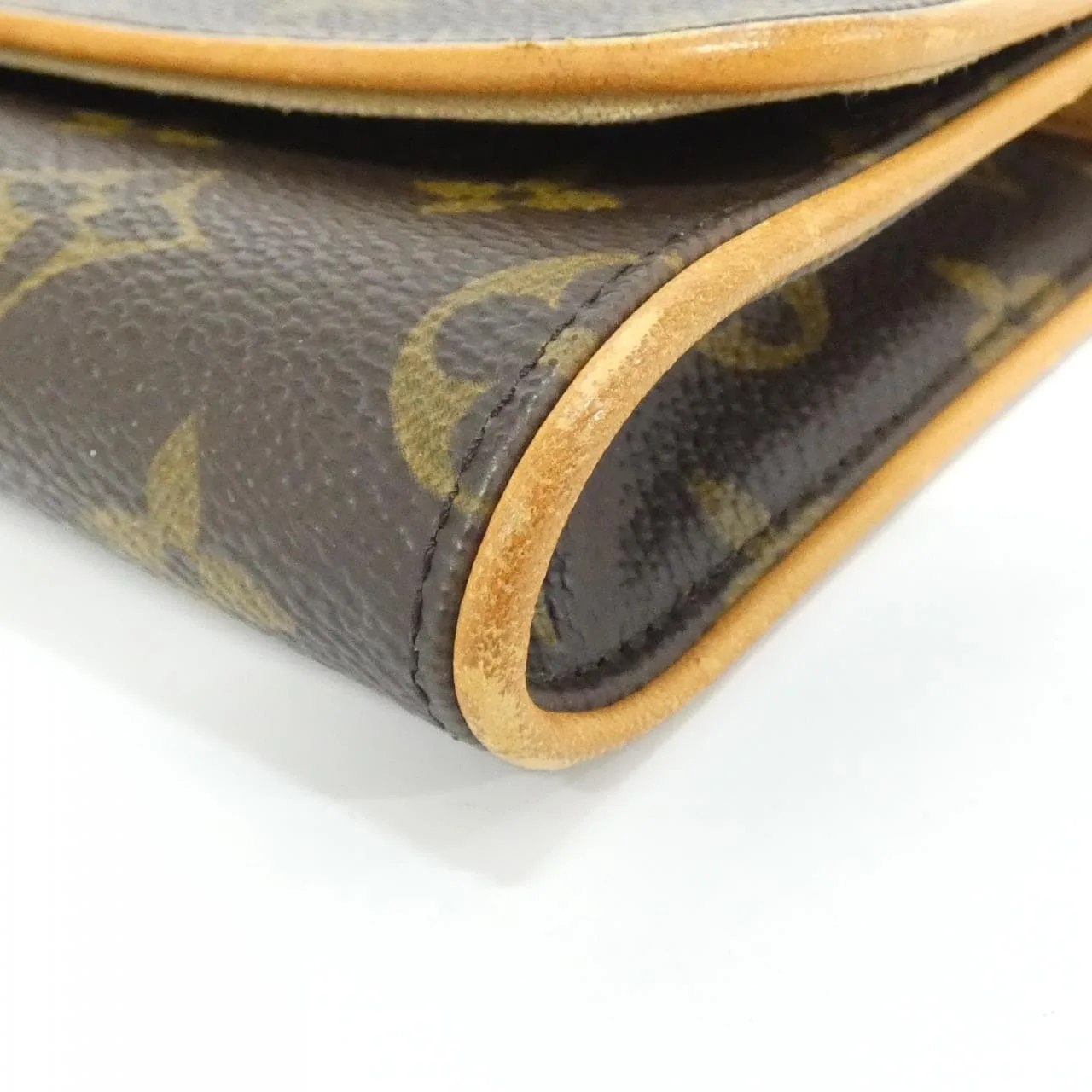 LOUIS VUITTON Pochette M51852 Shoulder Monogram Black Monogram - Thumbnail 3