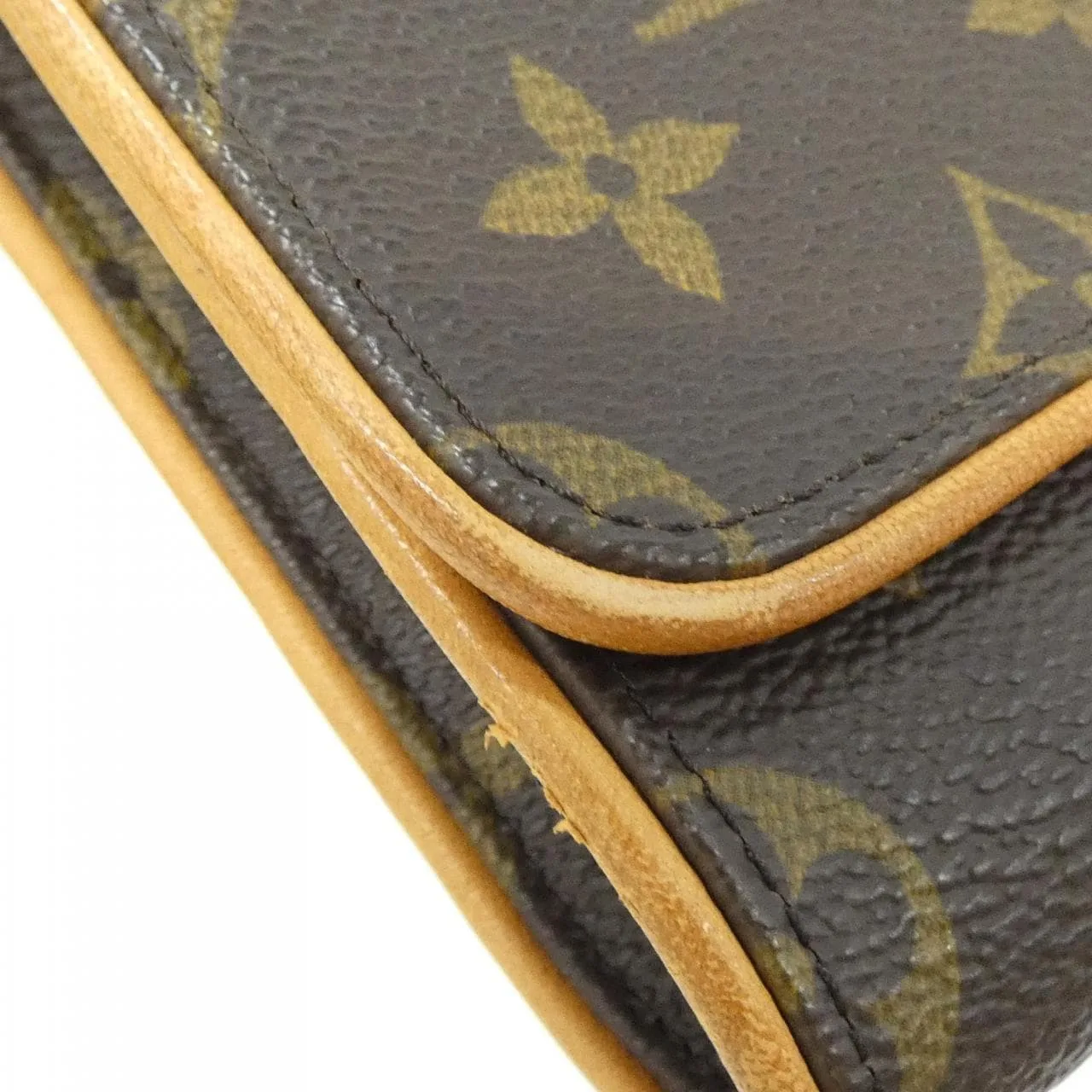 LOUIS VUITTON Pochette M51852 Shoulder Monogram Black Monogram - Thumbnail 4