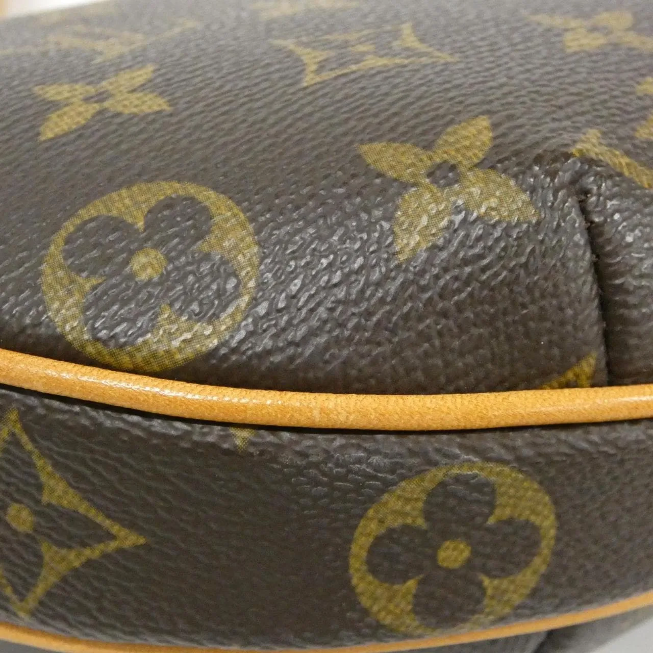 LOUIS VUITTON Pochette M51510 Shoulder Monogram 黑色 Monogram 中古品A - 縮圖 2