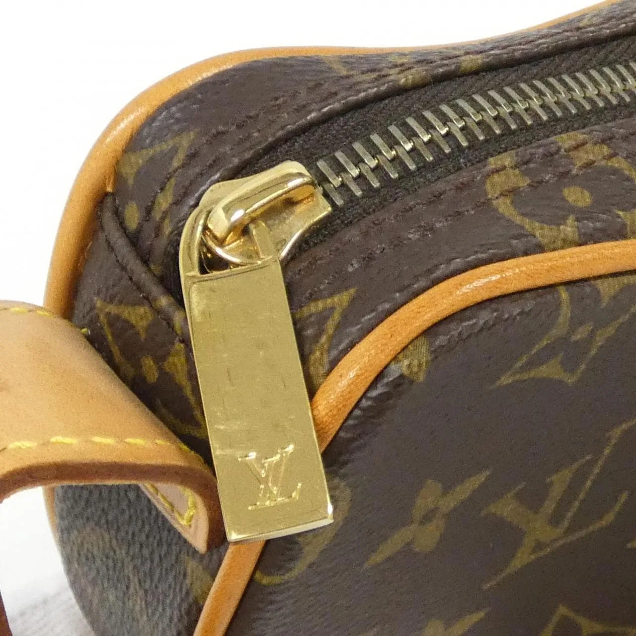 LOUIS VUITTON Pochette M51510 Shoulder Monogram 黑色 Monogram 中古品A - 縮圖 3