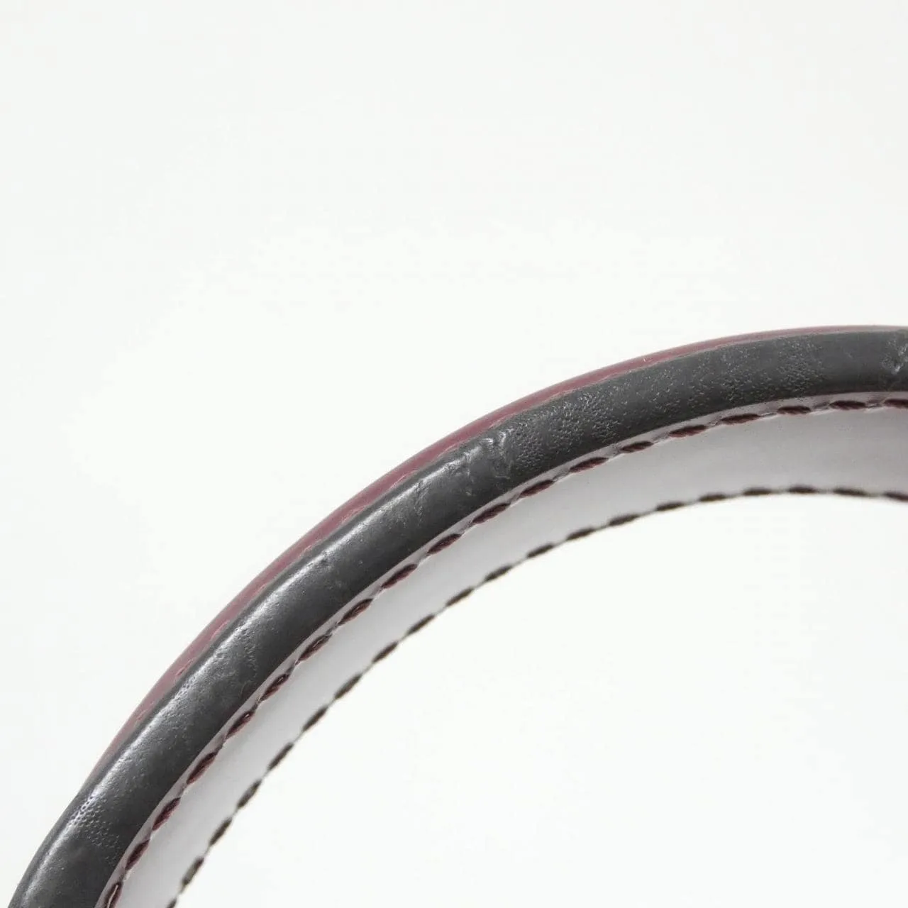 LOUIS VUITTON M57032 Shoulder Epi 黑色 Epi 中古品A - 縮圖 6