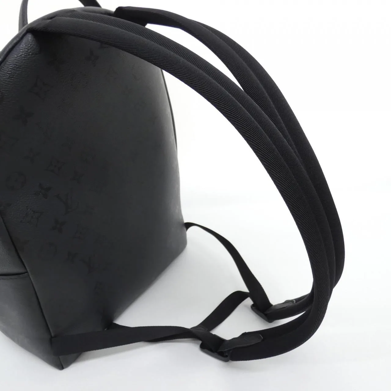 LOUIS VUITTON Discovery M26765 Backpack Monogram