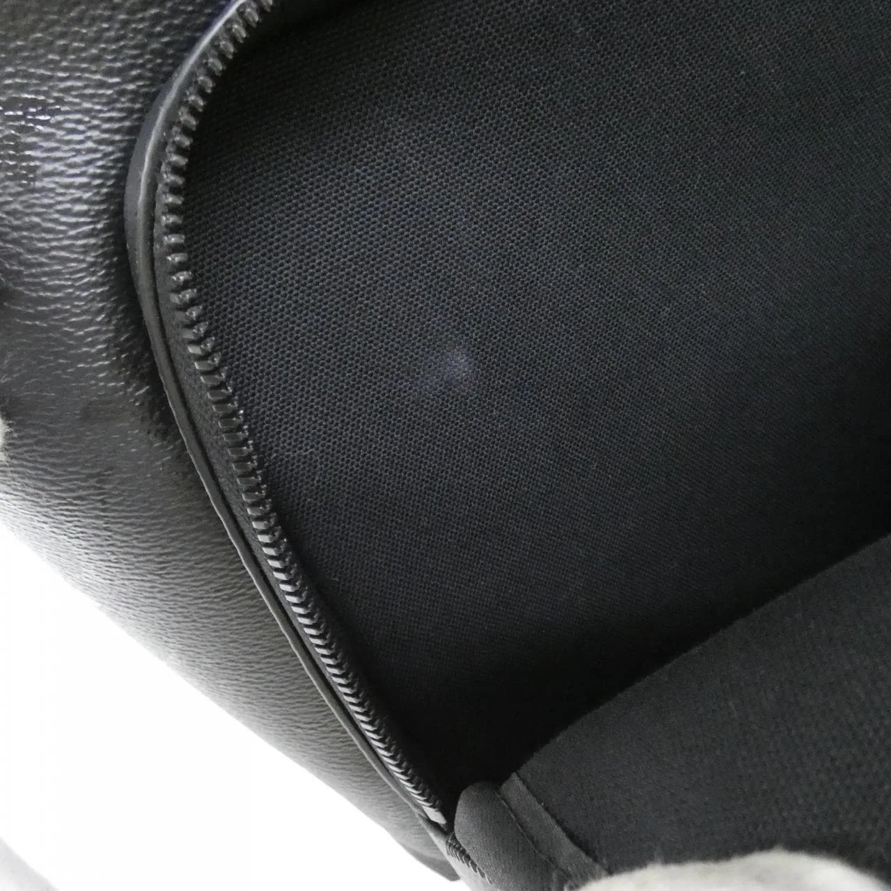 LOUIS VUITTON Discovery M26765 Backpack Monogram