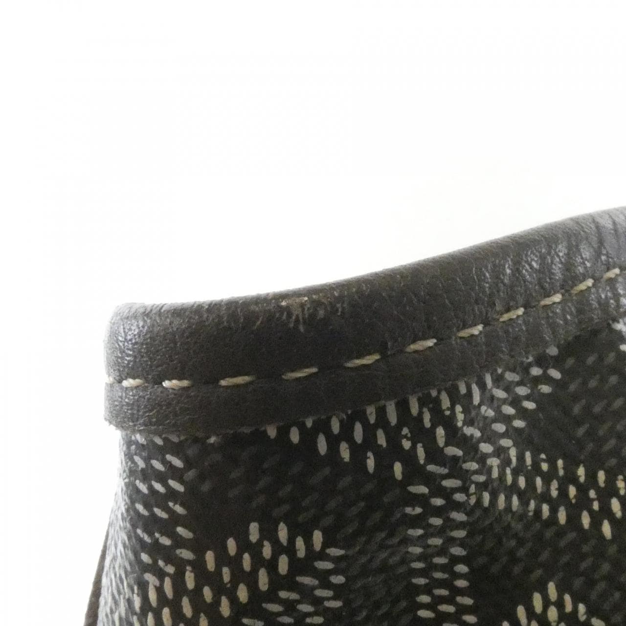 GOYARD Anjou Handbag Canvas 4