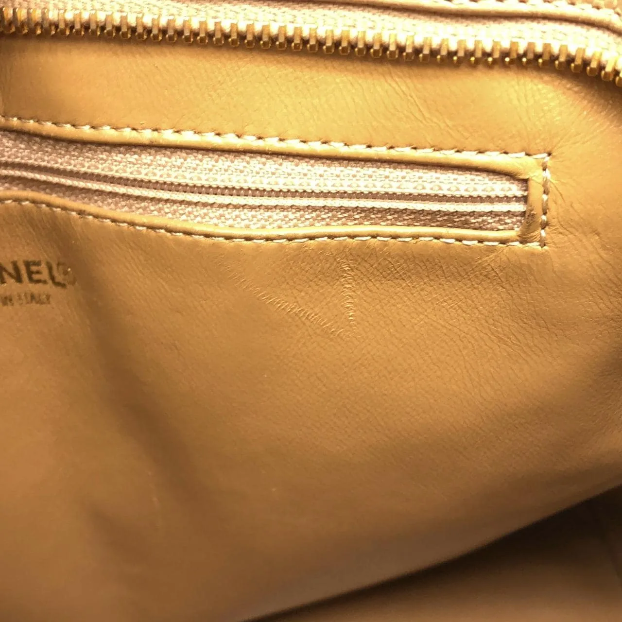 CHANEL Matelasse 1804 Handbag Grained Calfskin Beige Grained Calfskin Rank B - Thumbnail 8