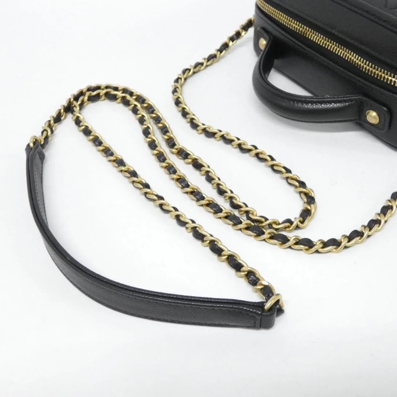 CHANEL 93342 Handbag Grained Calfskin
