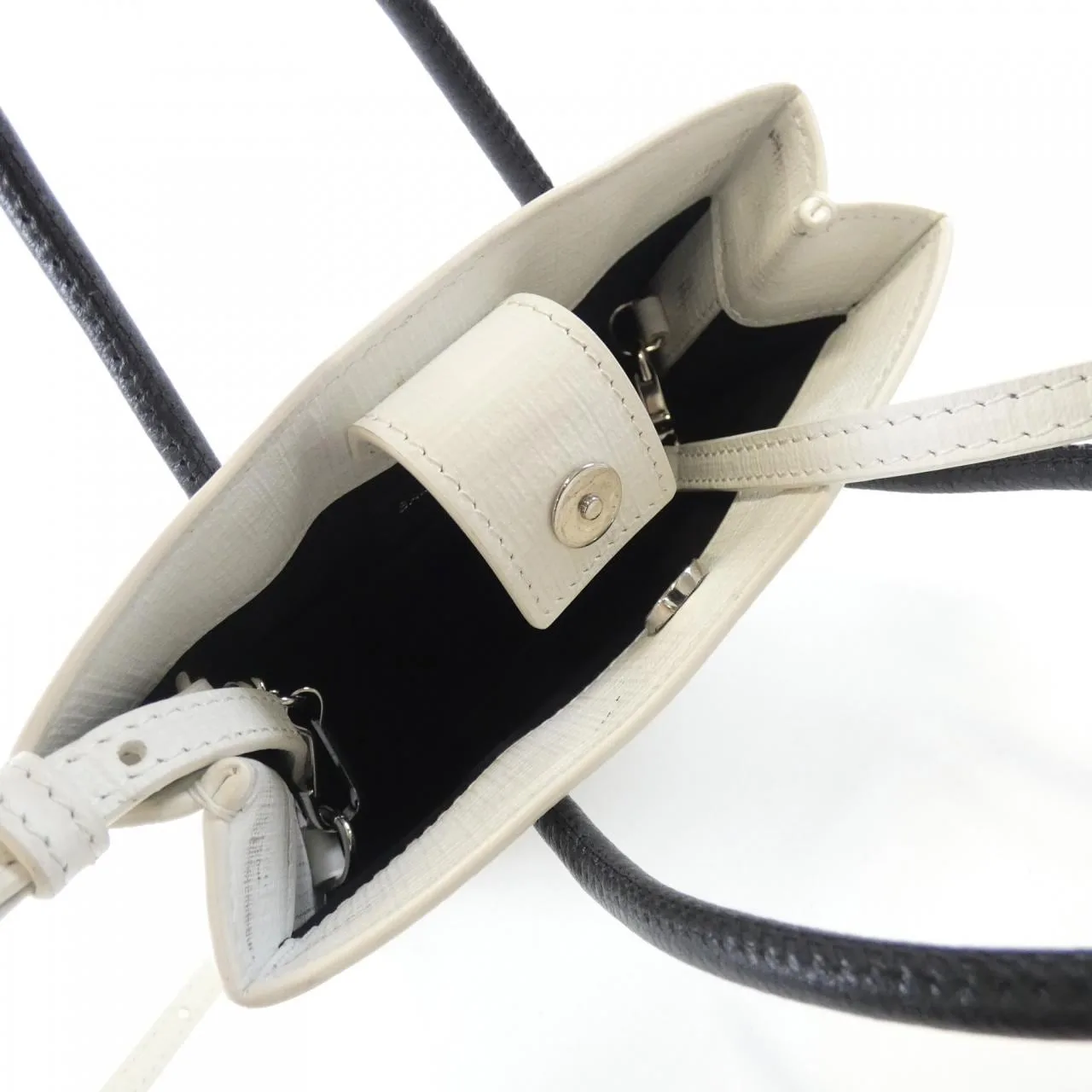 BALENCIAGA 693805 0AI2N Handbag
