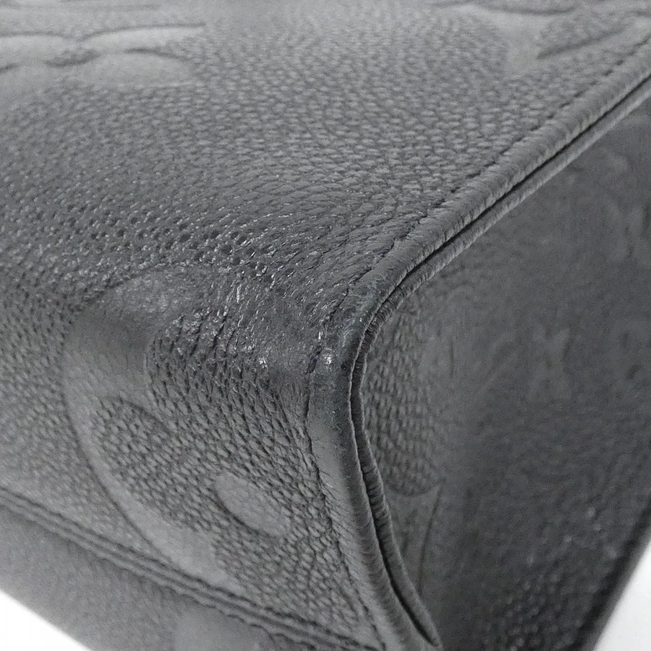 LOUIS VUITTON OnTheGo M45653 Handbag Monogram 黑色 Monogram 中古品A - 縮圖 2