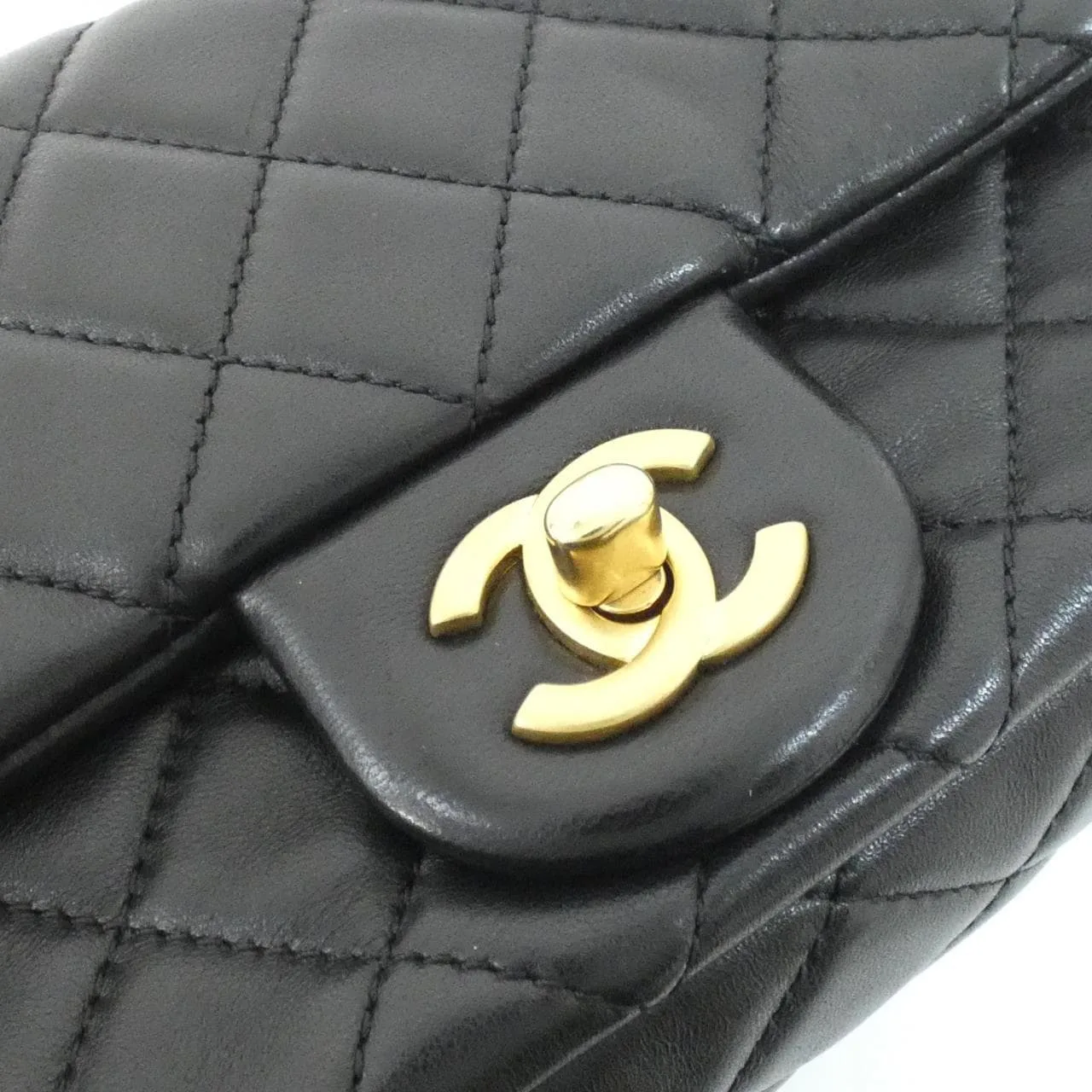 CHANEL Chanel 19 AS1786 Shoulder Lambskin 黑色 羊皮 中古品A - 縮圖 6