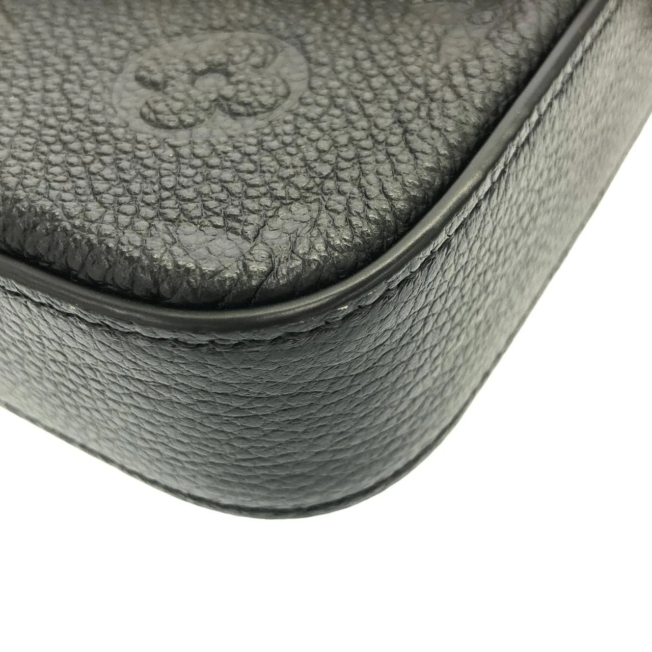 LOUIS VUITTON Pochette M82477 Shoulder Monogram Black Monogram Rank A - Thumbnail 3