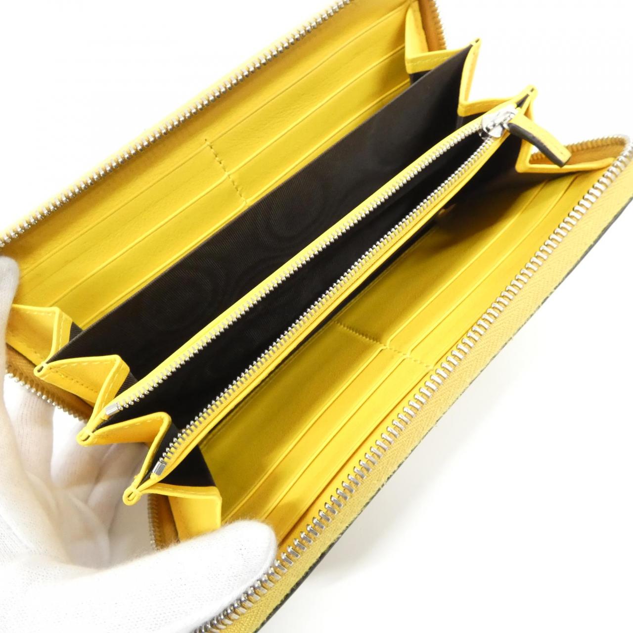 GUCCI 353227 E1UAJ Wallet Python 5