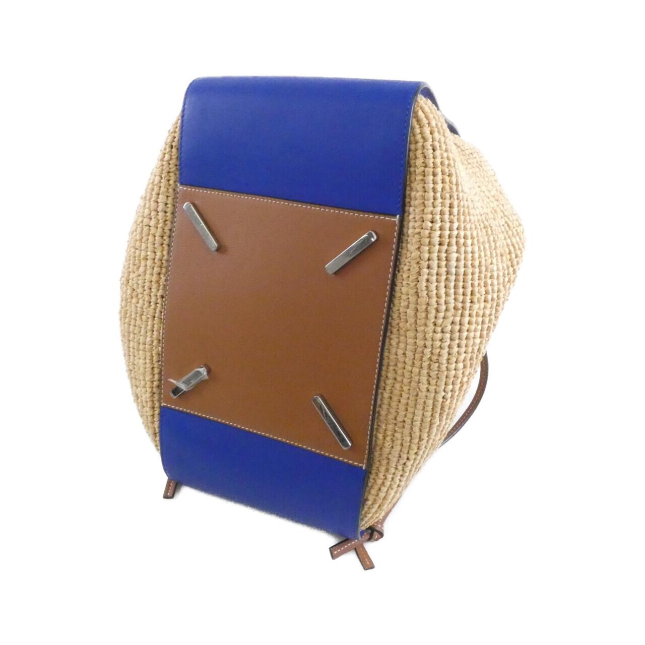 LOEWE Hammock 330 33 V06 肩背包 3