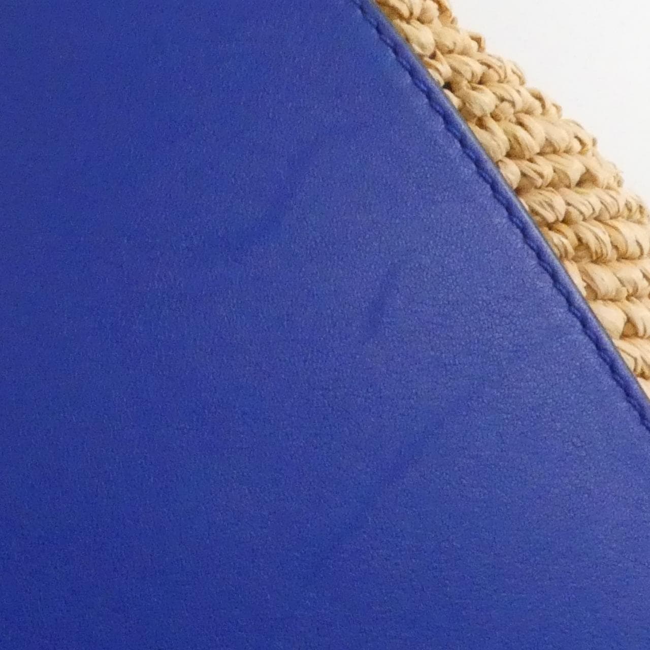 LOEWE Hammock 330 33 V06 肩背包 5