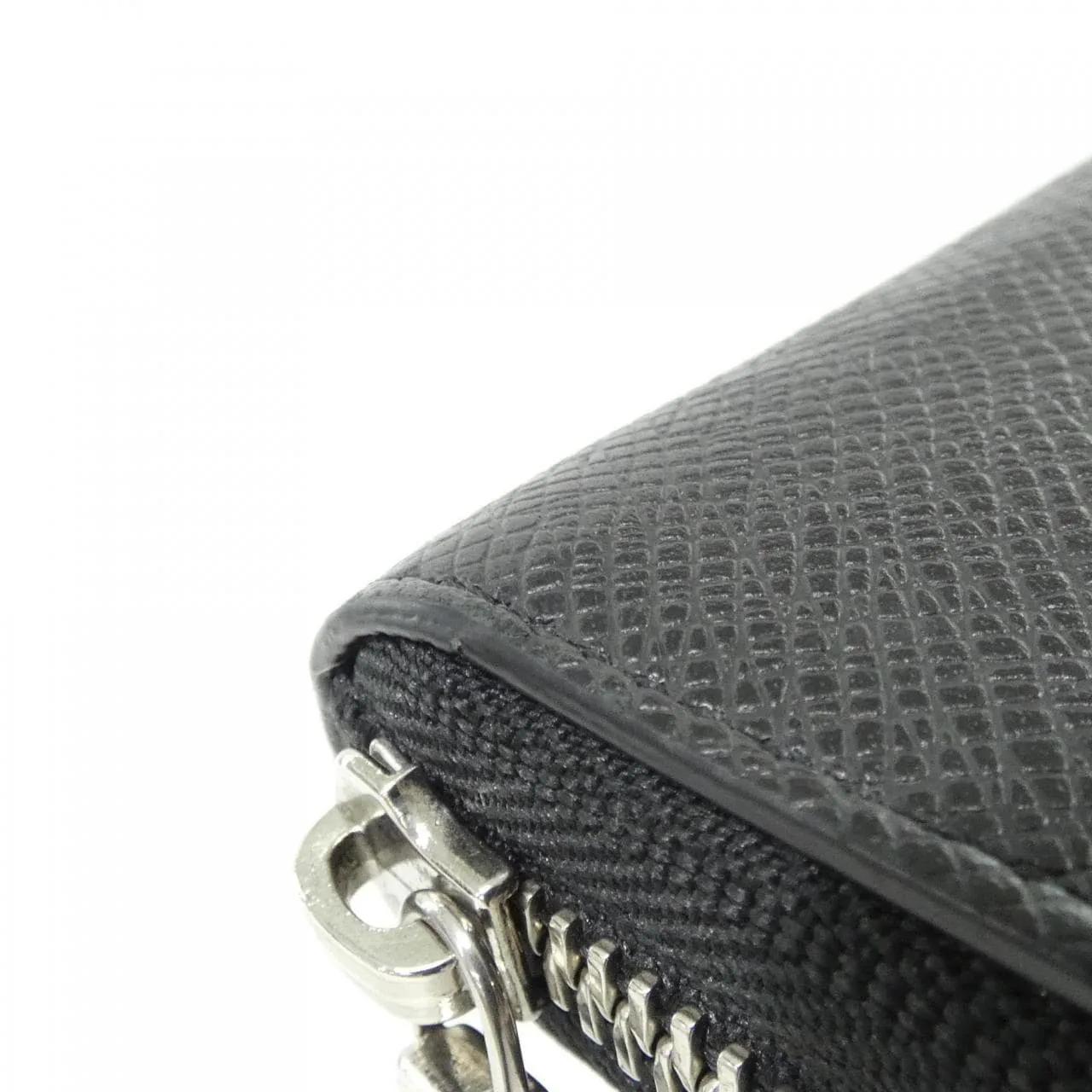 LOUIS VUITTON M31071 Wallet 5