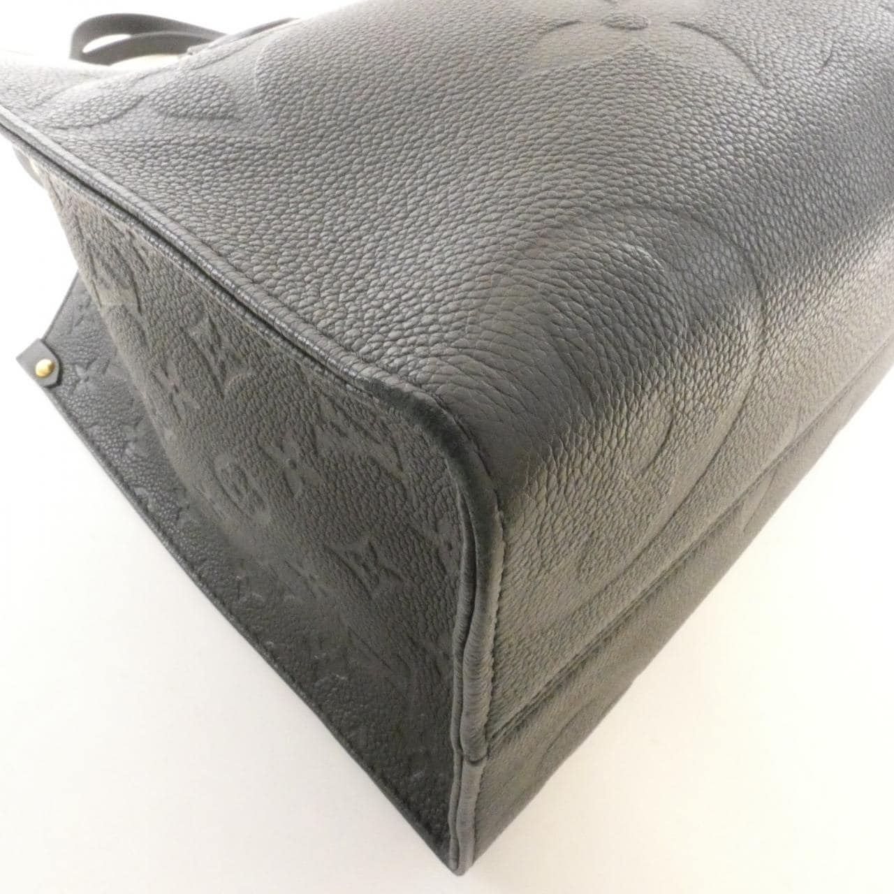 LOUIS VUITTON OnTheGo M45595 Handbag Monogram 2