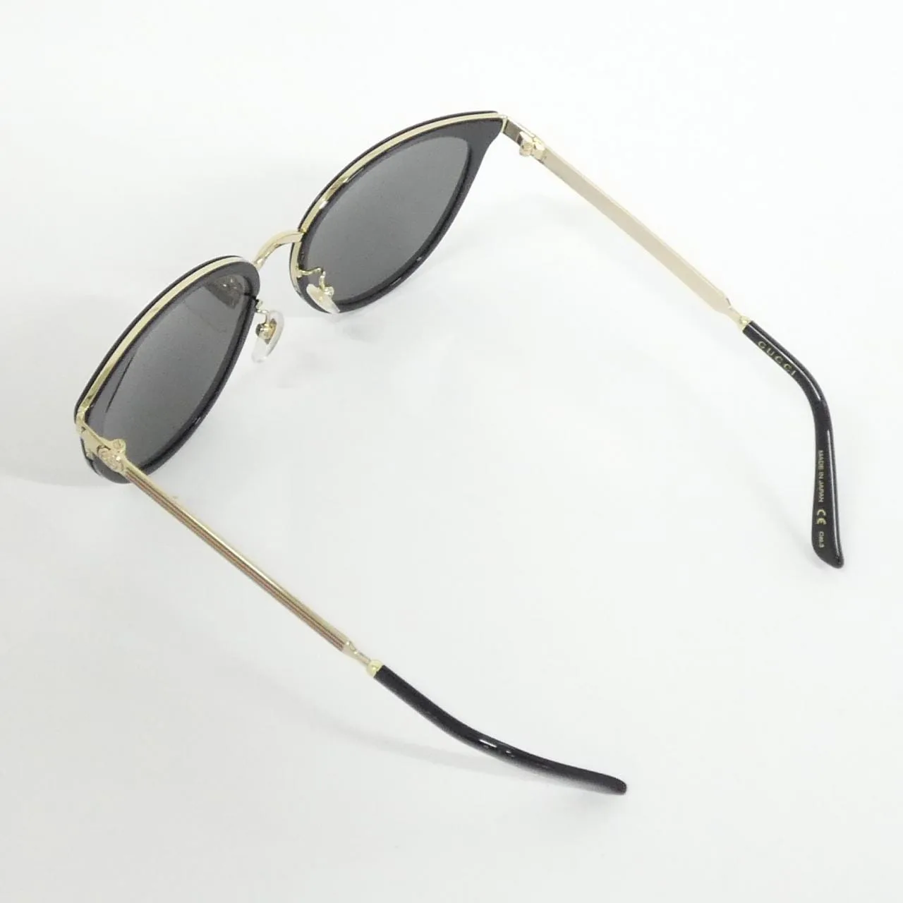 GUCCI GG0077SK Sunglasses 黑色 中古品A - 縮圖 3