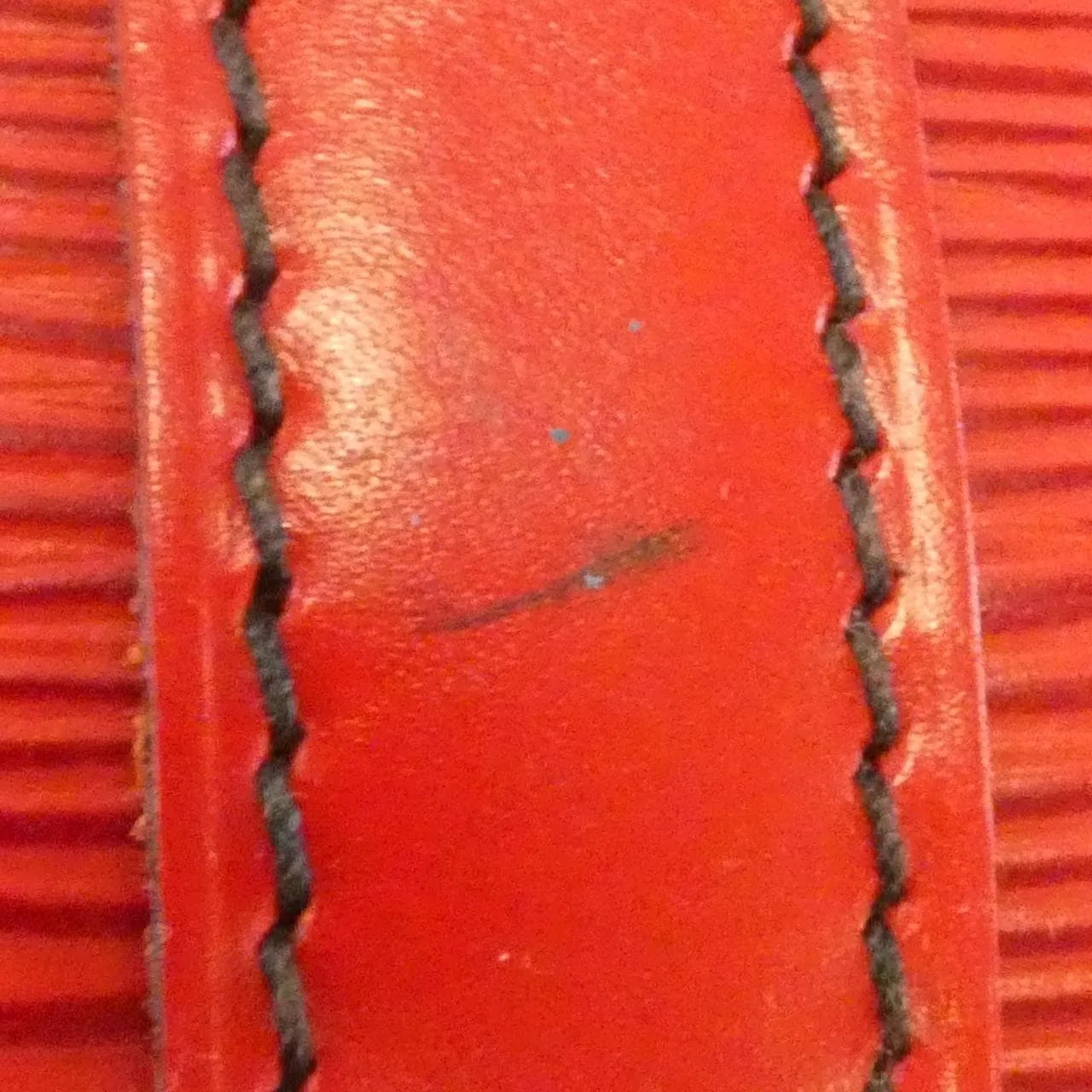 LOUIS VUITTON Keepall M42957 Boston Epi 紅色 Epi 中古品B - 縮圖 4