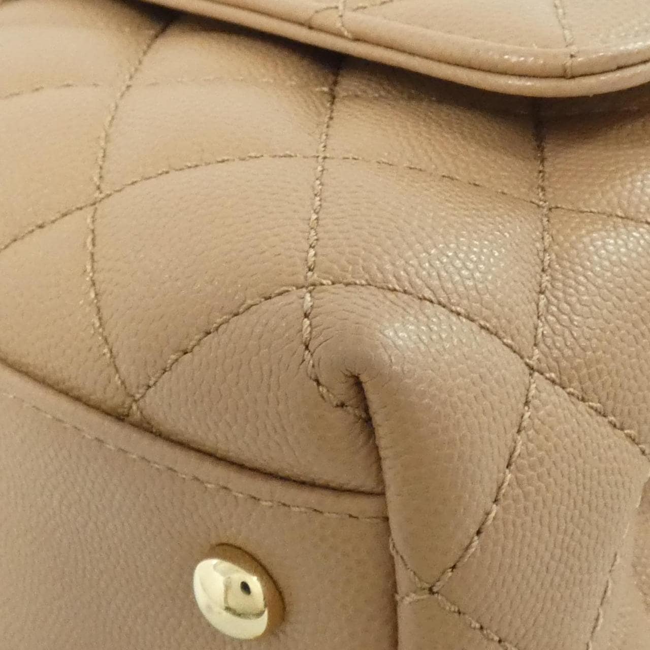 CHANEL Matelasse 92990 Handbag Grained Calfskin 3