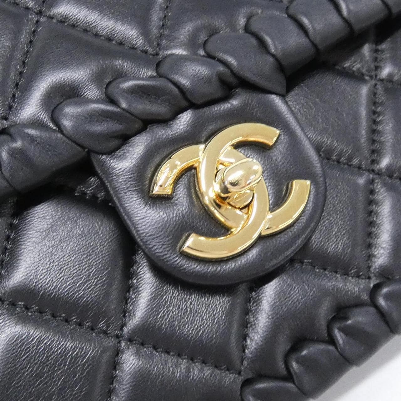 CHANEL AS2496 肩背包 羊皮 4