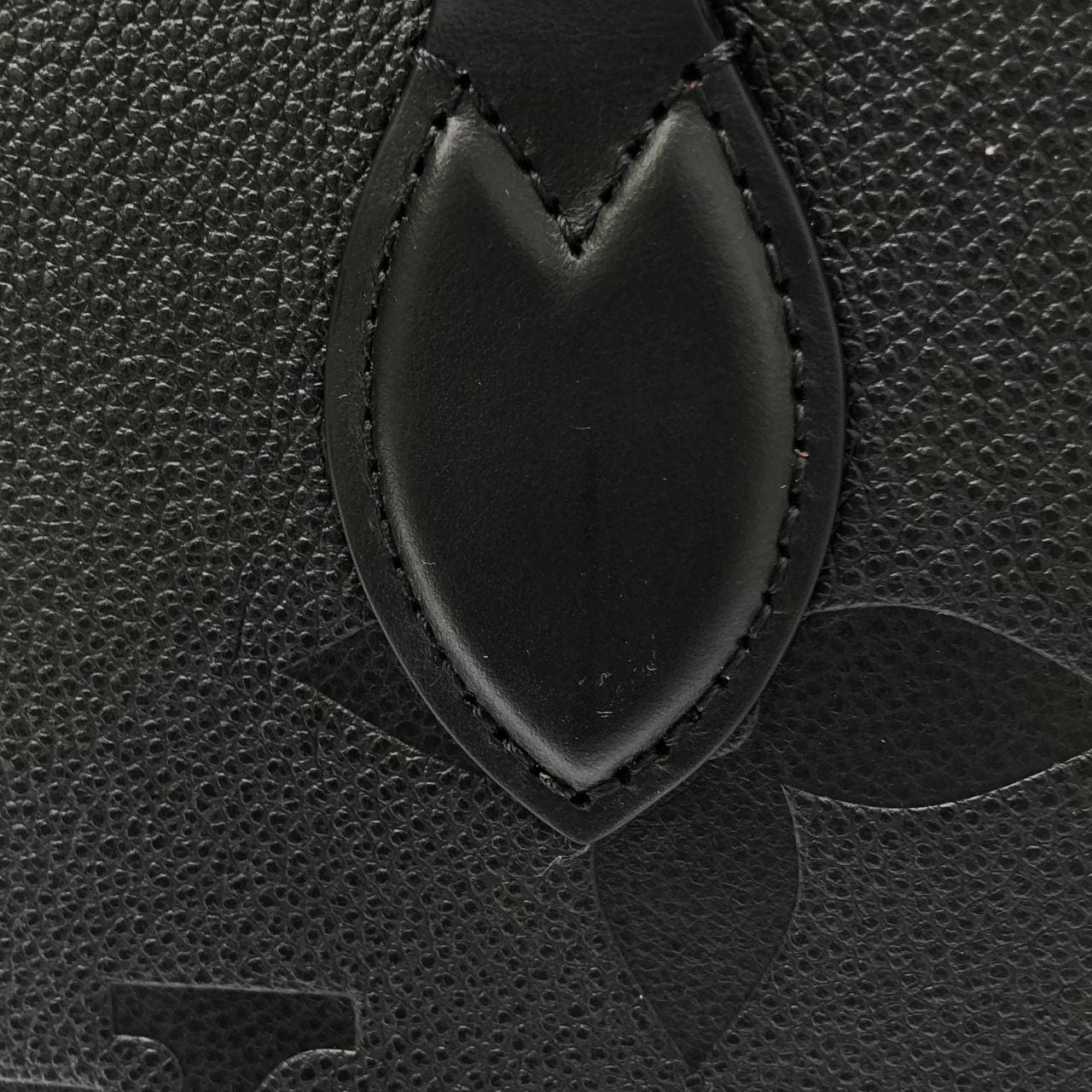 LOUIS VUITTON OnTheGo M45595 手提包 Monogram 4