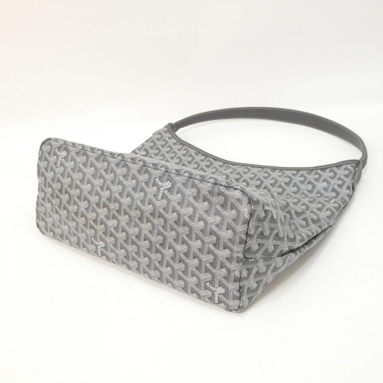 GOYARD Shoulder Canvas 2