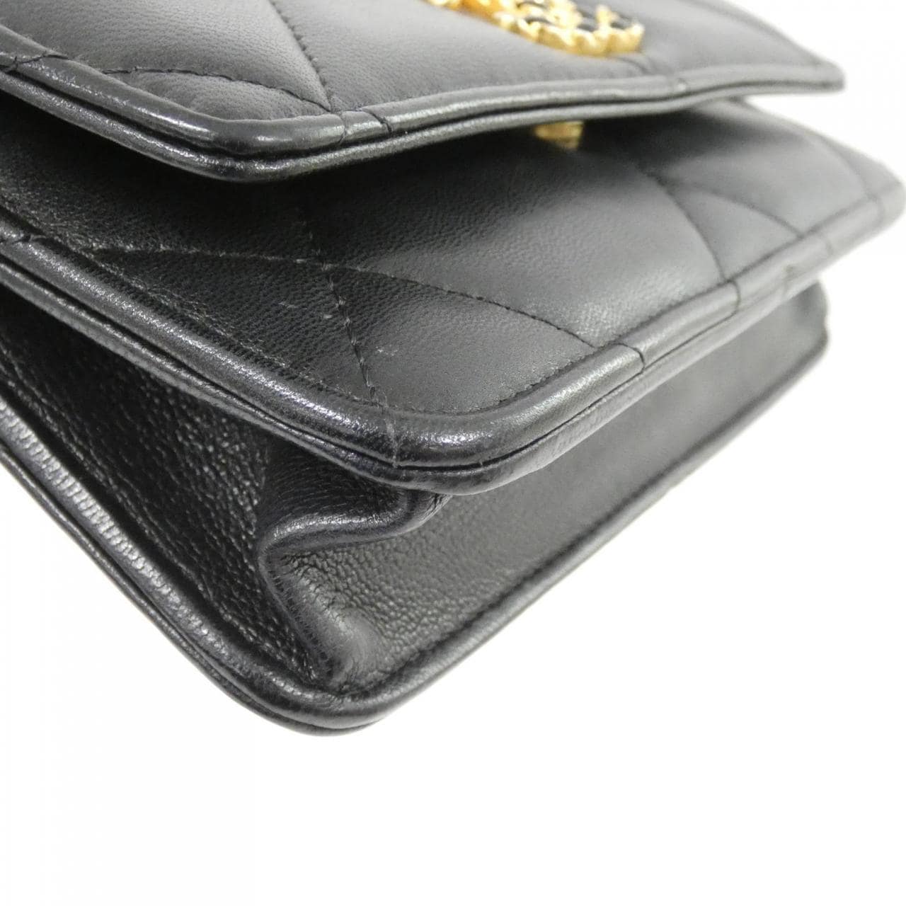 CHANEL Chanel 19 AP0957 銀包 羊皮 3