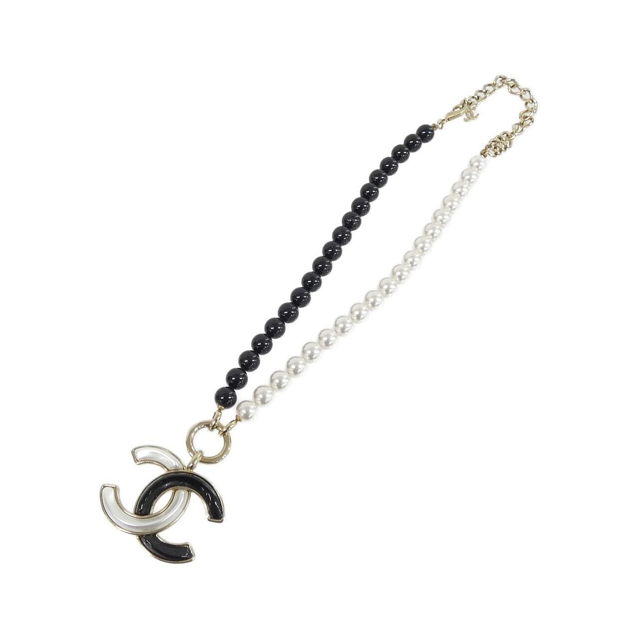 CHANEL Accessories 2