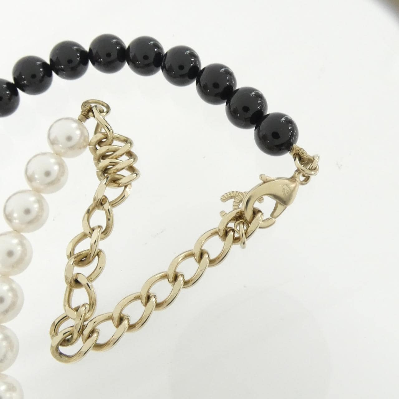 CHANEL Accessories 4