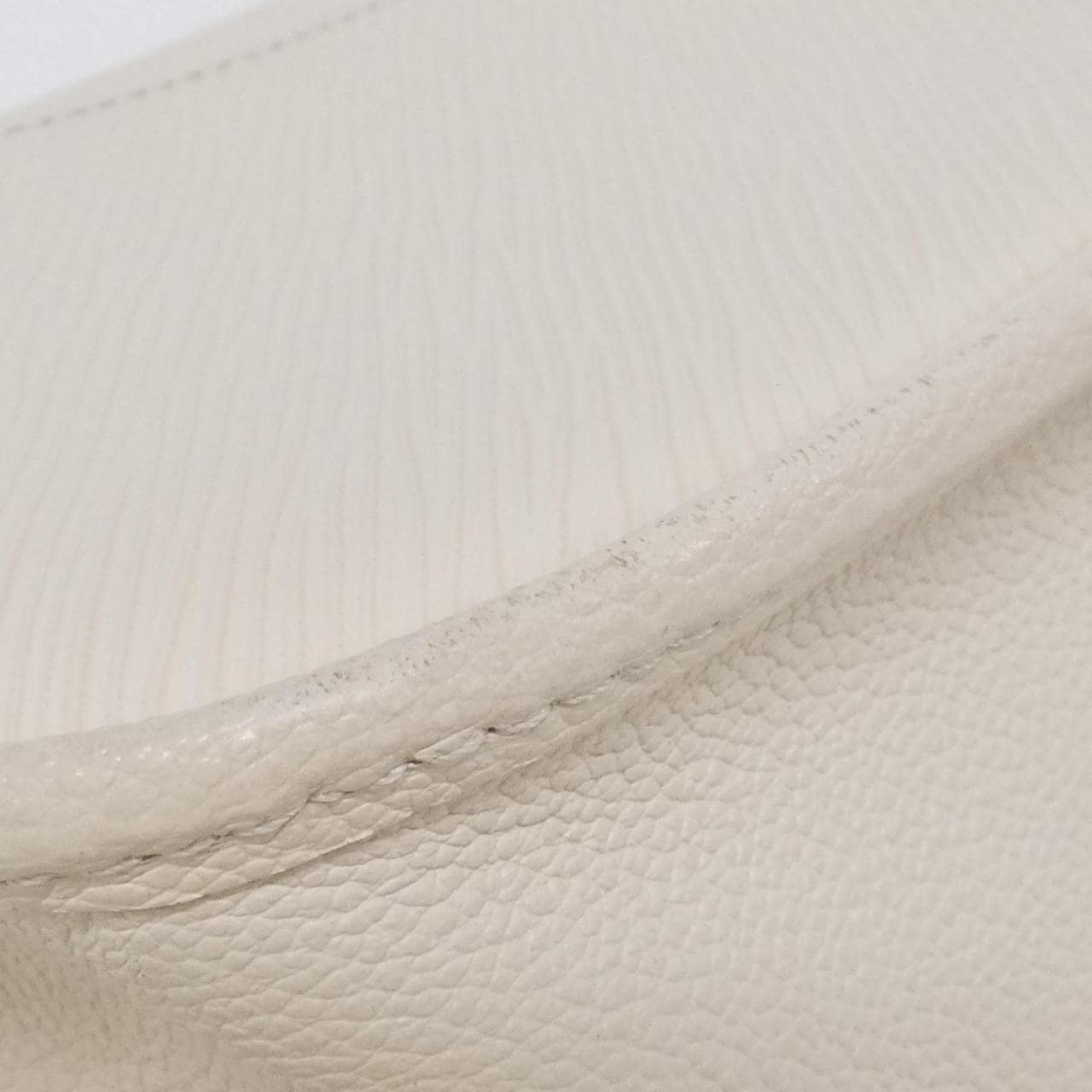 LOUIS VUITTON M59457 Shoulder Epi 3