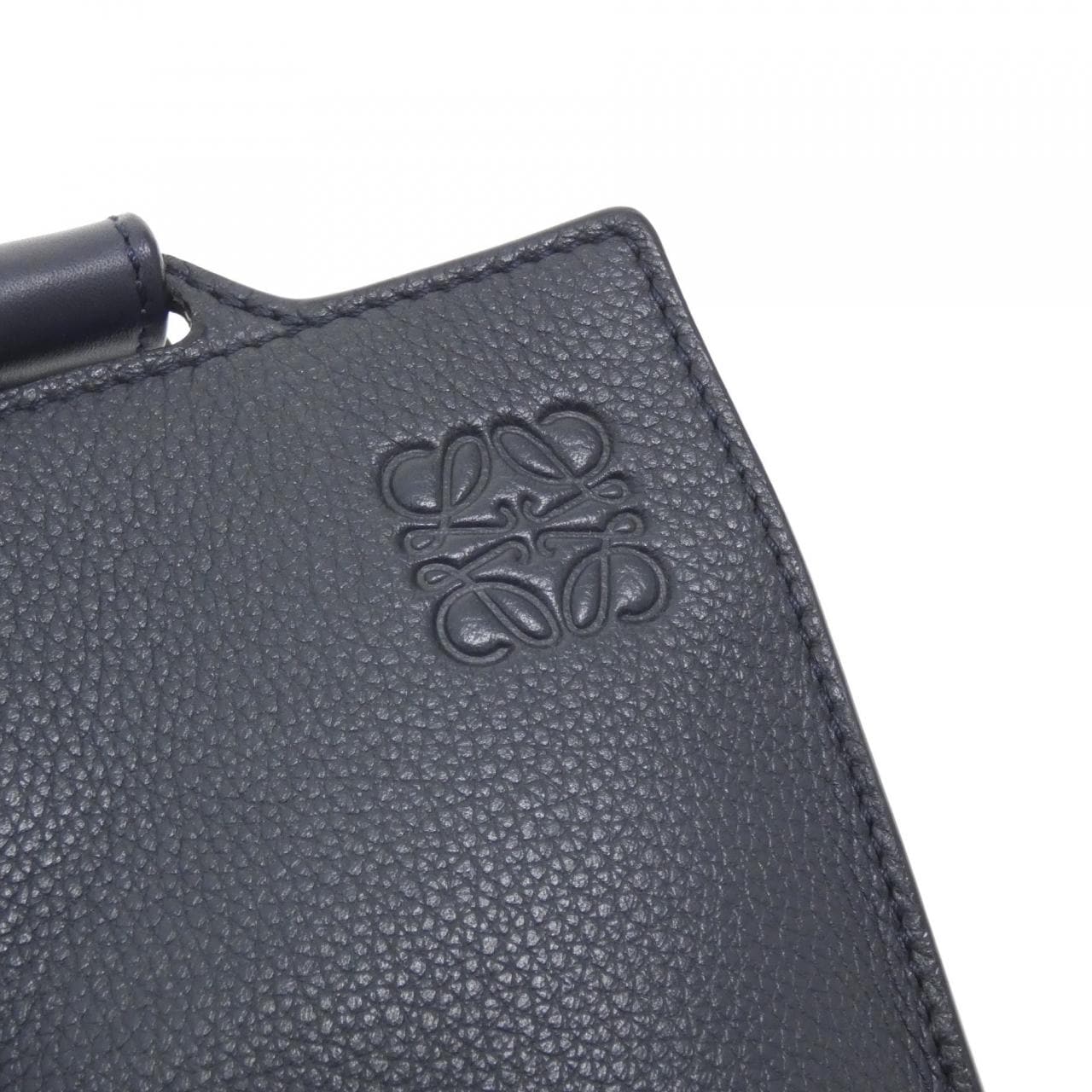 LOEWE C660P02X01 肩背包 4