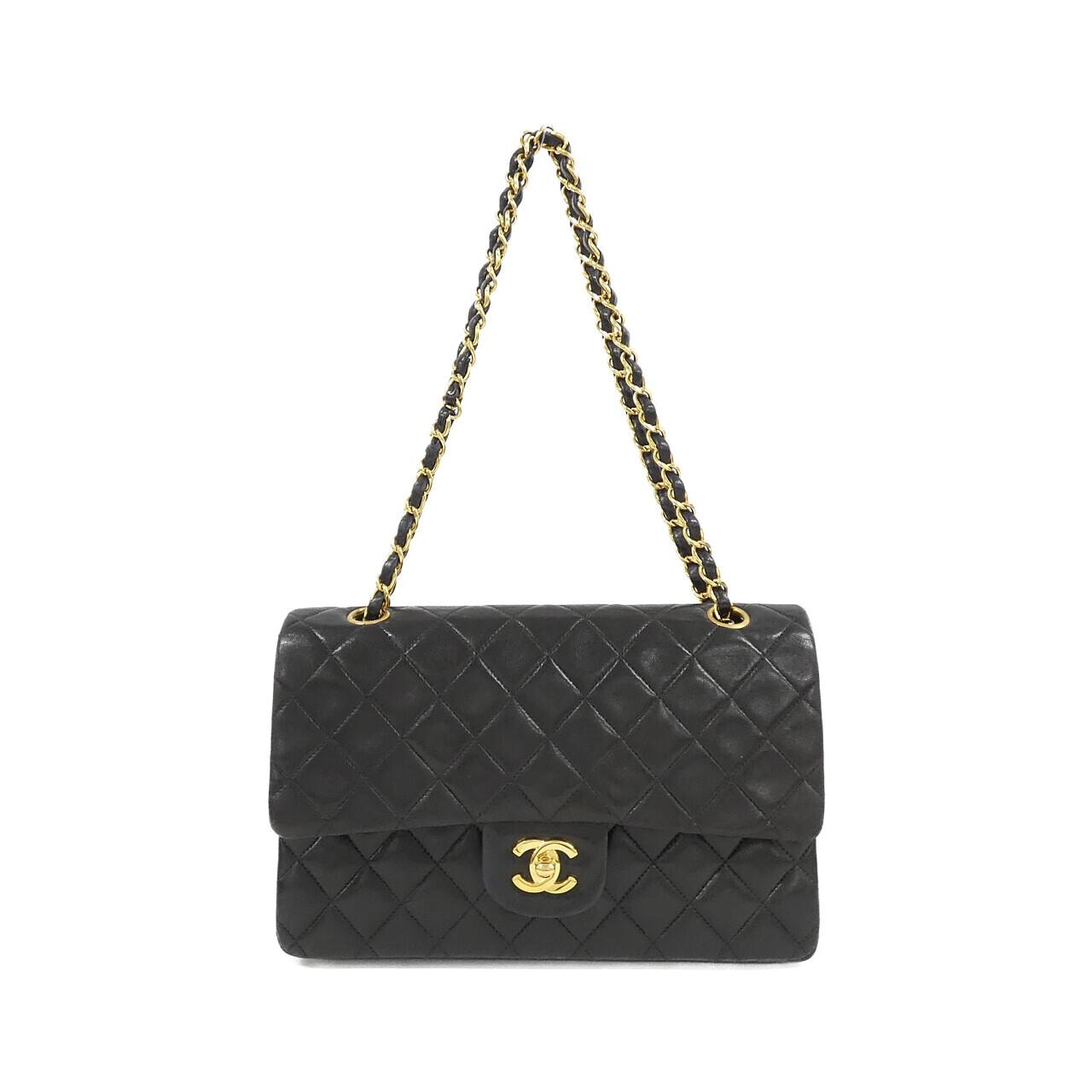 CHANEL Matelasse 1112 Shoulder Lambskin
