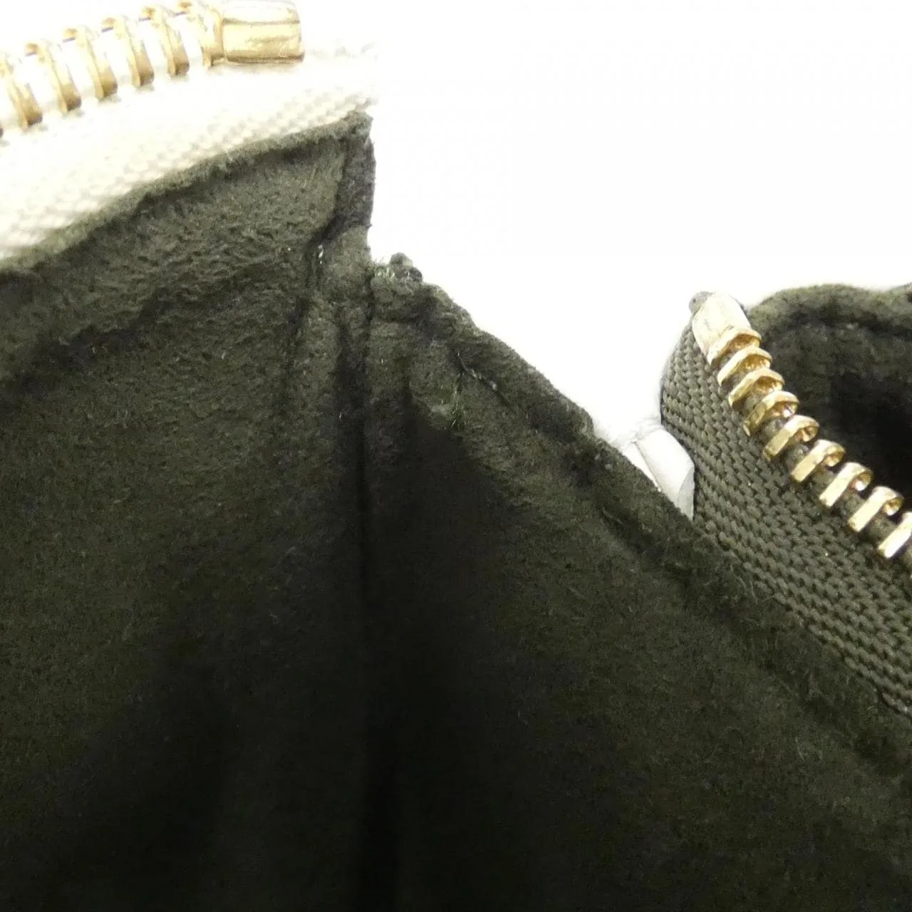LOUIS VUITTON M21262 Shoulder Lambskin