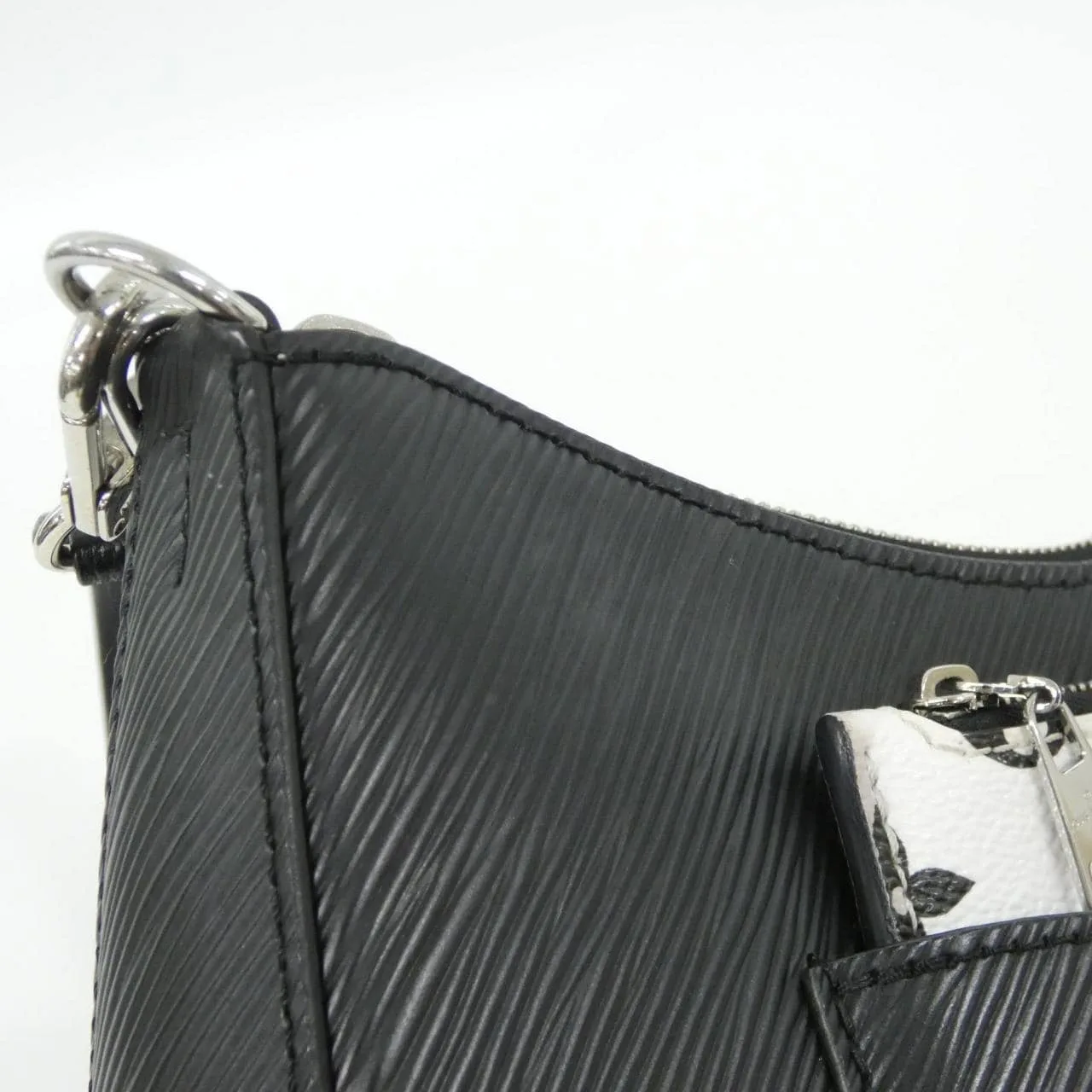 LOUIS VUITTON M80689 Shoulder Epi 黑色 Epi 中古品A - 縮圖 6