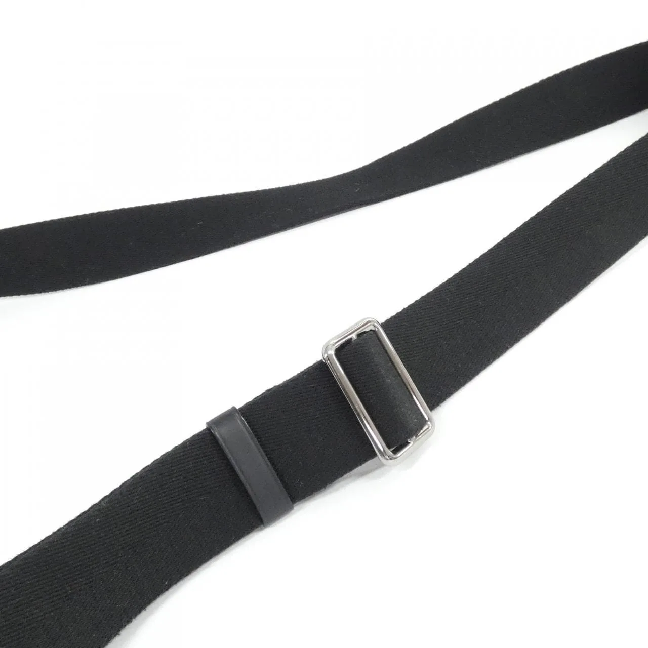 LOUIS VUITTON District M44000 Shoulder Monogram