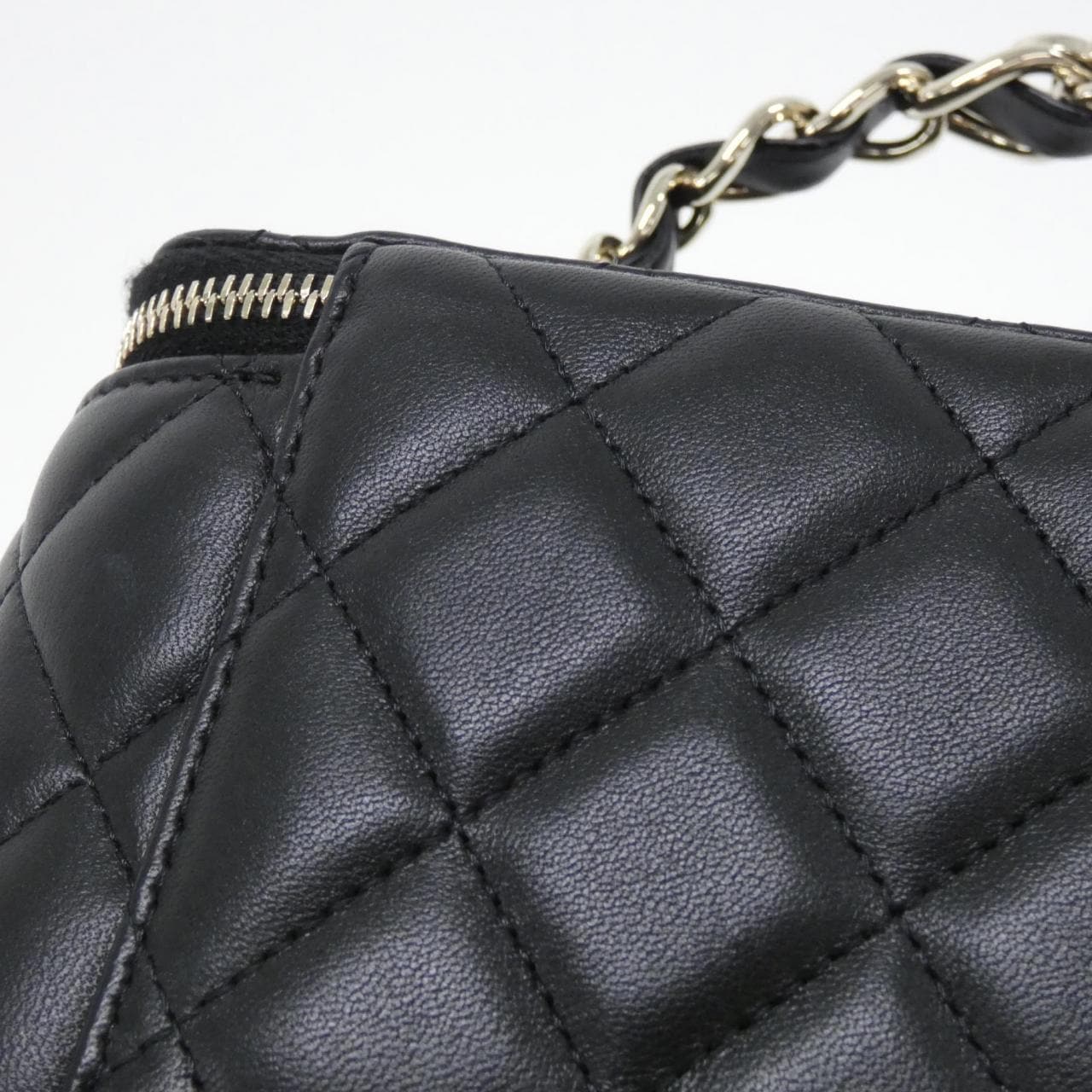 CHANEL Timeless Classic AP2199 Handbag Lambskin 5