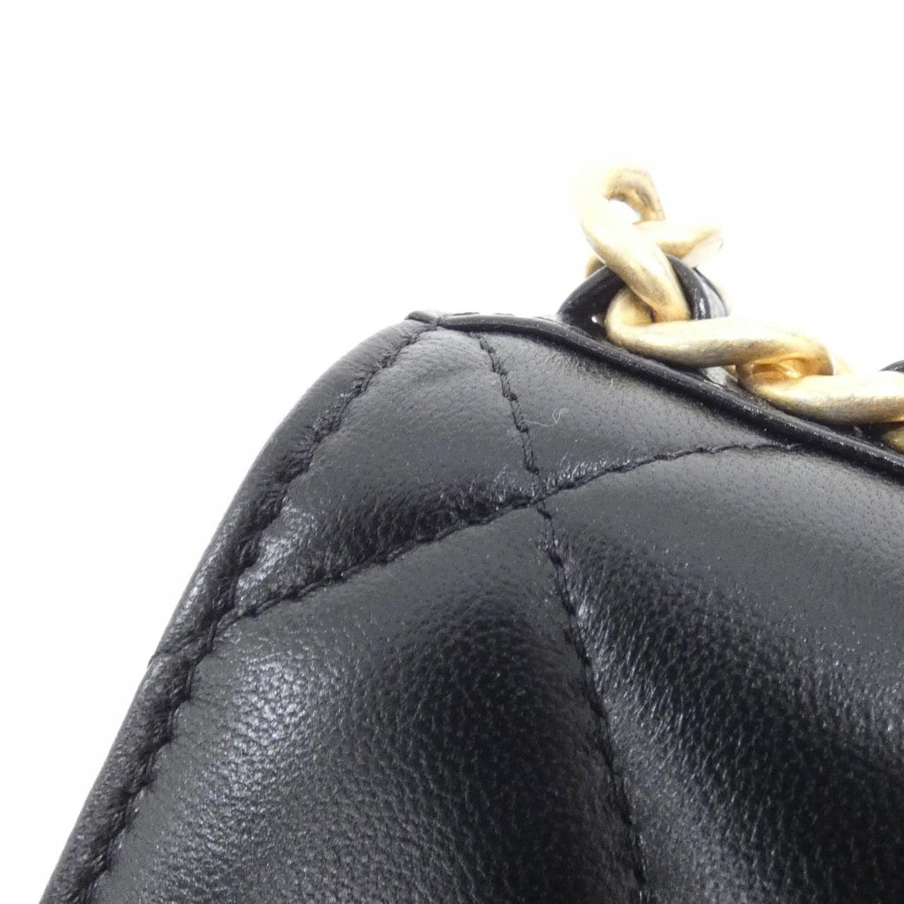 CHANEL Chanel 19 AP3267 銀包 羊皮 4