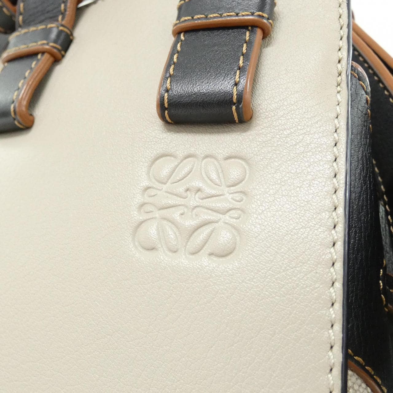 LOEWE Hammock A538Z95X09 肩背包 5