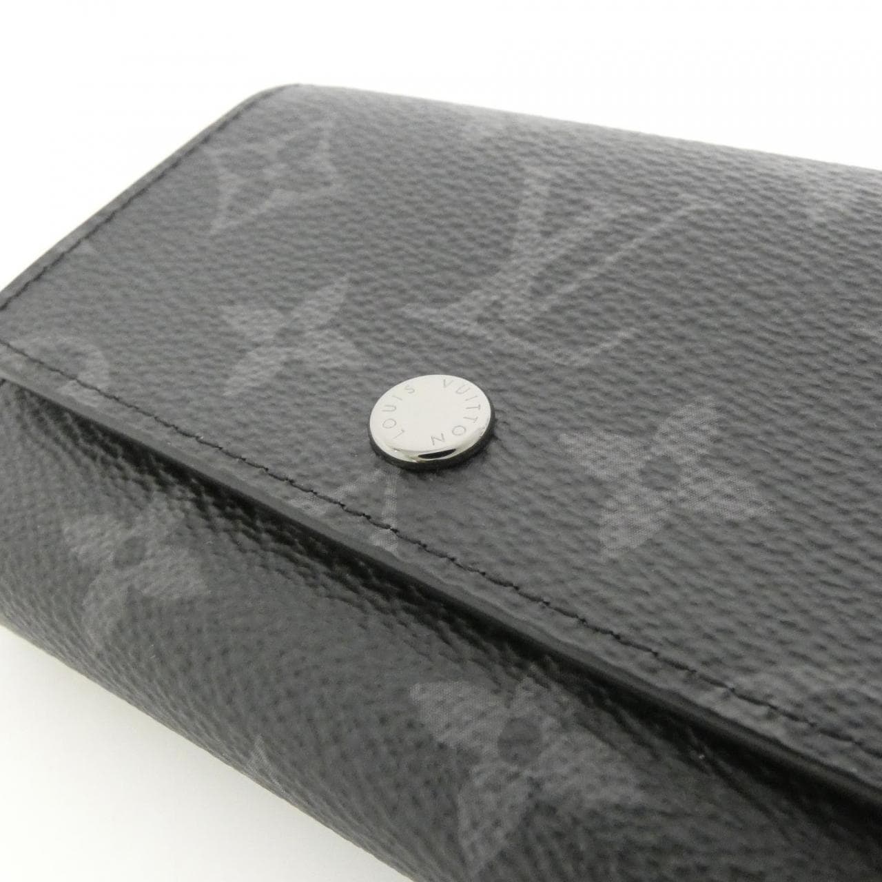 LOUIS VUITTON Eclipse M12598 Wallet Monogram 3