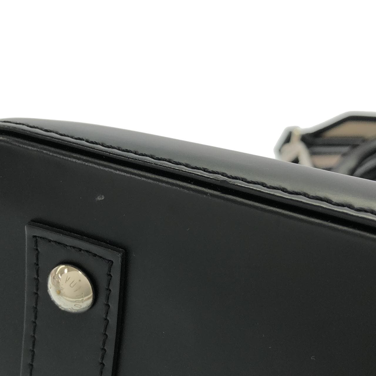 LOUIS VUITTON Alma M59217 Handbag Epi 3