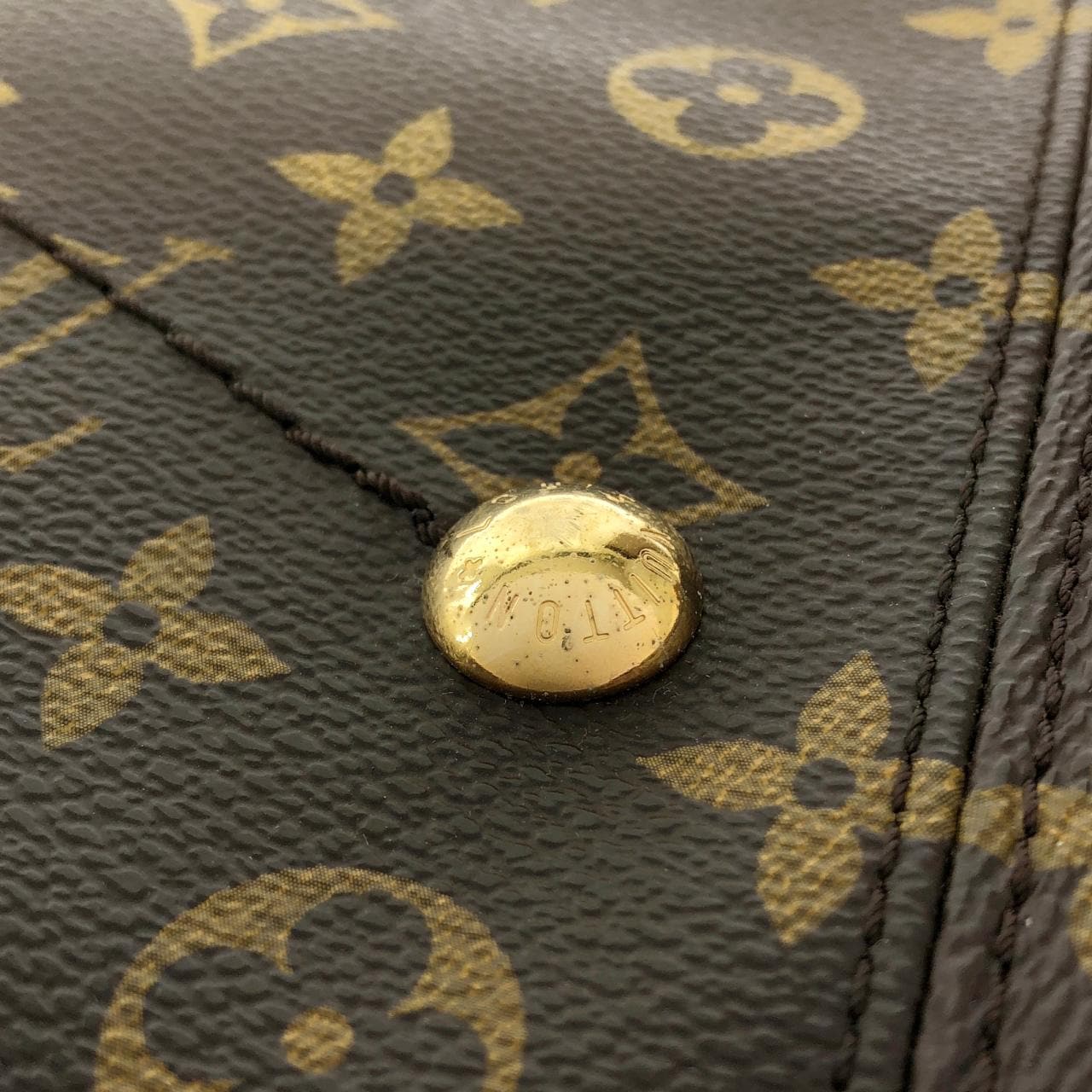 LOUIS VUITTON M40249 肩背包 Monogram 3