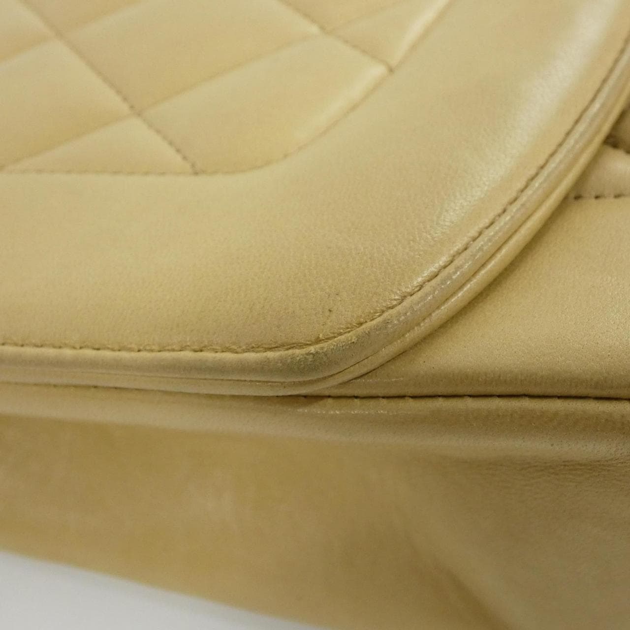 CHANEL 01165 Shoulder Lambskin 4