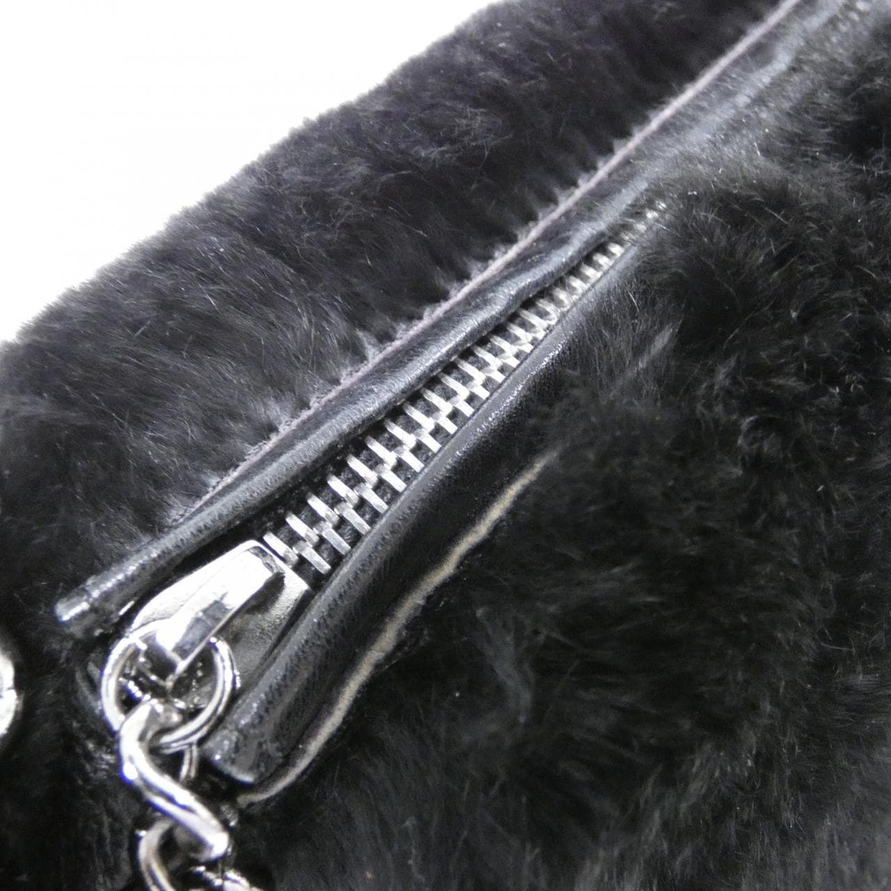 CHANEL 20455 Handbag 3