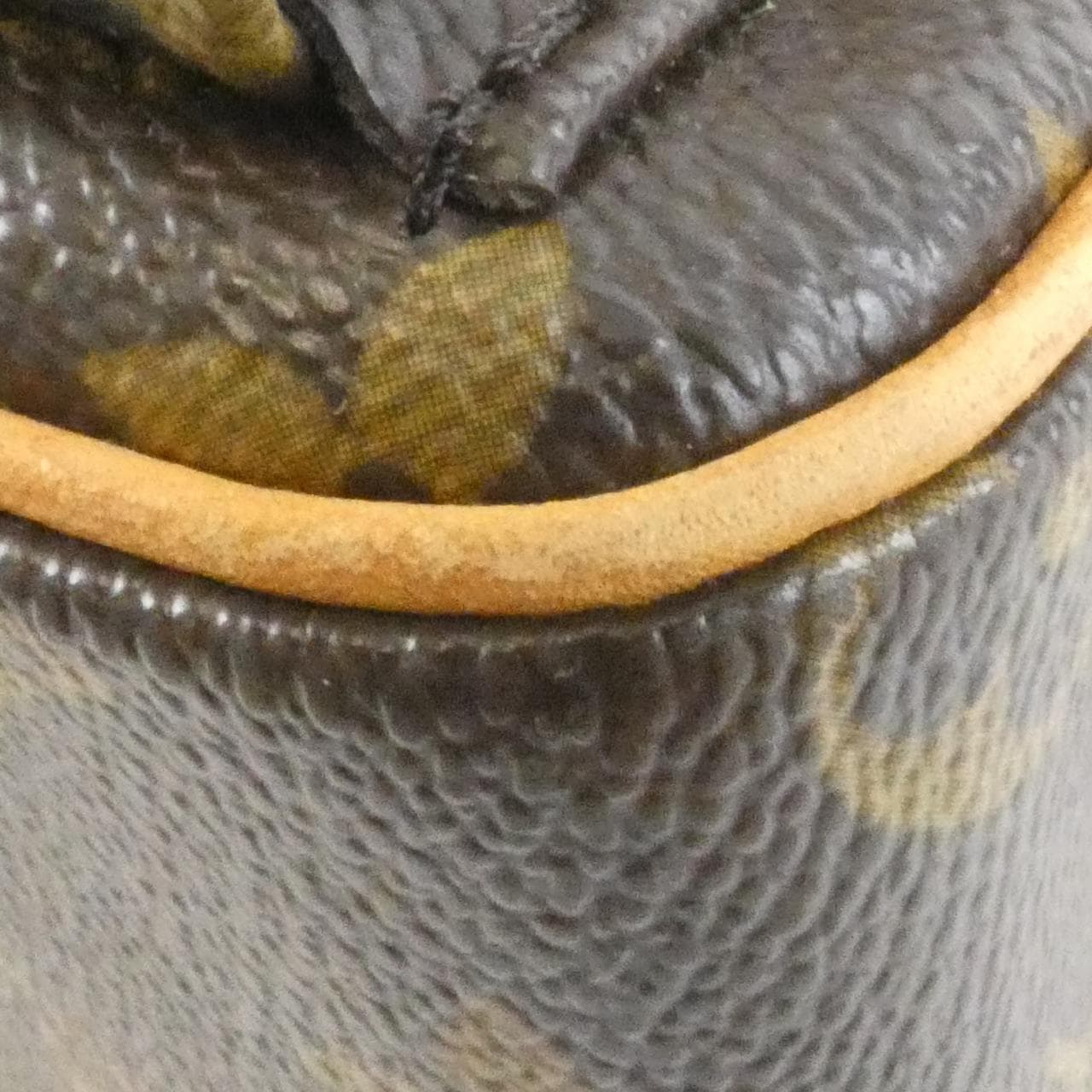 LOUIS VUITTON Viva Cité M51164 Shoulder Monogram 4
