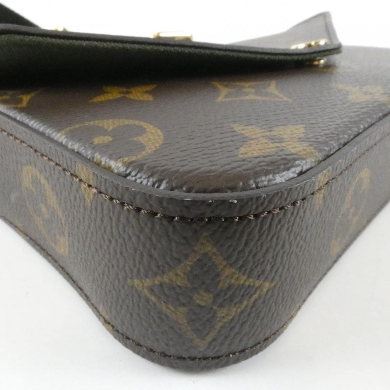 LOUIS VUITTON Pochette M80091 Shoulder Monogram 3
