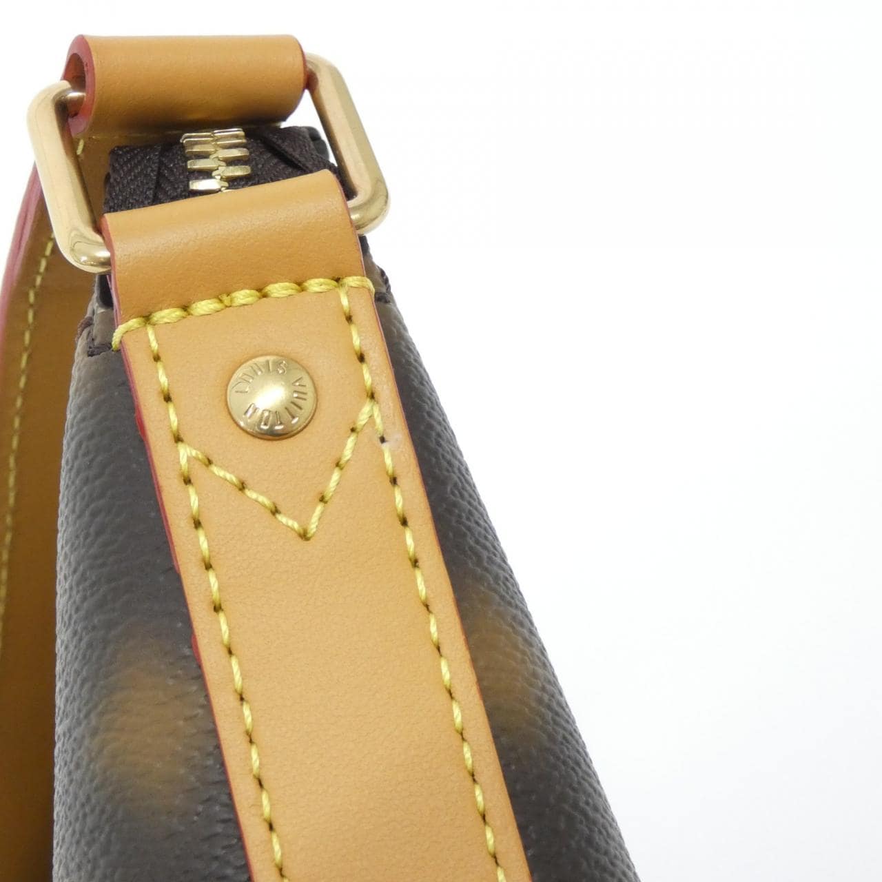 LOUIS VUITTON M46241 肩背包 Monogram 3